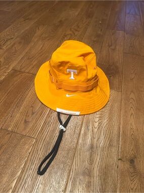 Nike tenessee Orange Bucket Hat with White 'T' Logo